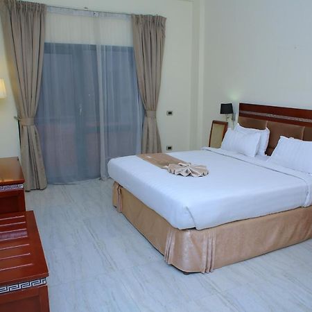 Kenenisa Hotel Addis Ababa Bagian luar foto